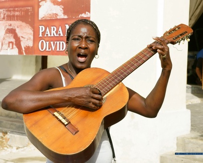 Habana Vieja: una maravillosa cantante y guitarrista